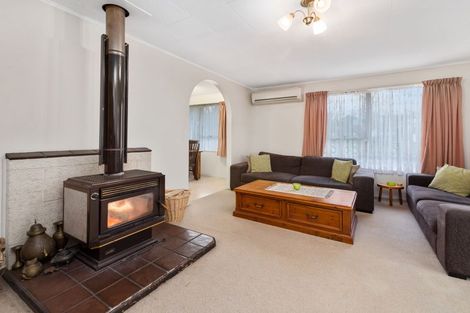 Photo of property in 9 Rinaha Place, Koutu, Rotorua, 3010