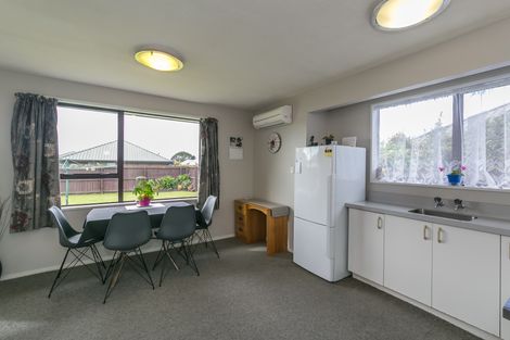 Photo of property in 83 Arcon Drive, Broomfield, Christchurch, 8042