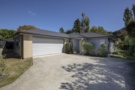 Photo of property in 2/368 Stokes Valley Road, Stokes Valley, Lower Hutt, 5019