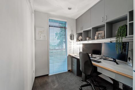 Photo of property in 29 Quebec Road, Milford, Auckland, 0620