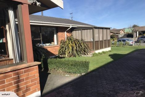 Photo of property in 12 Harkness Place, Avonhead, Christchurch, 8042