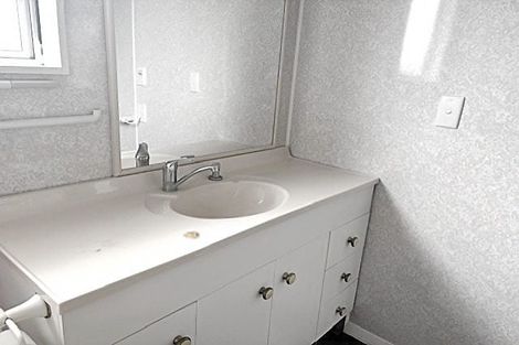 Photo of property in 129 Seabury Avenue, Foxton Beach, Foxton, 4815