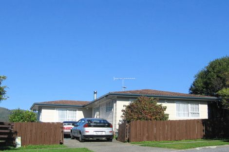 Photo of property in 115 Holborn Drive, Stokes Valley, Lower Hutt, 5019