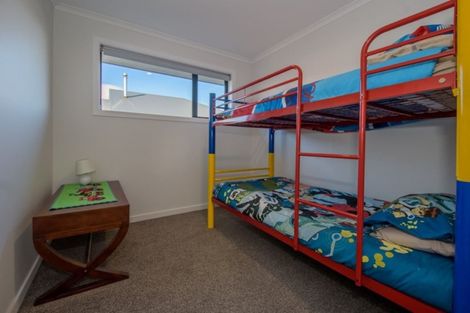 Photo of property in 18 Magnetic Place, Cromwell, 9310