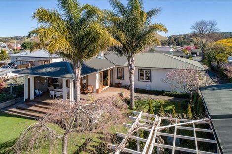 Photo of property in 79 Avondale Road, Taradale, Napier, 4112
