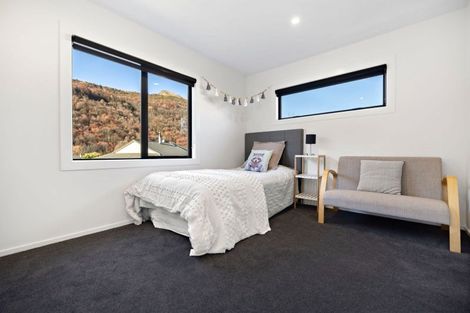 Photo of property in 67 Devon Street, Arrowtown, 9302