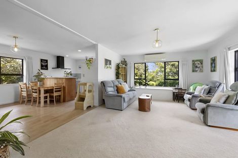 Photo of property in 172b Mangorei Road, Merrilands, New Plymouth, 4312