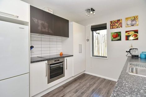 Photo of property in 12 Stonebridge Lane, Oxford, 7430