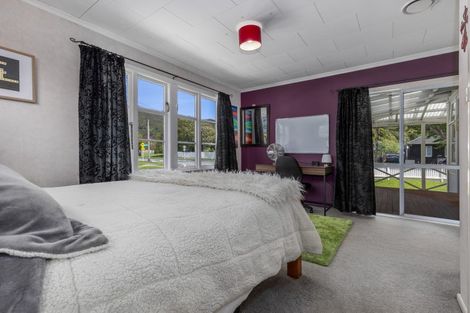 Photo of property in 89 Waddington Drive, Naenae, Lower Hutt, 5011