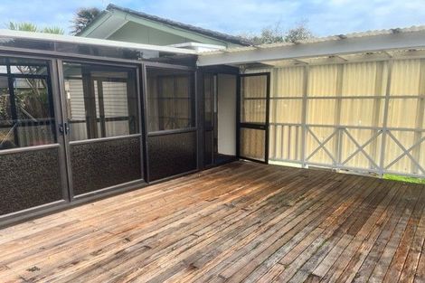 Photo of property in 3 Wycherley Drive, Bucklands Beach, Auckland, 2014