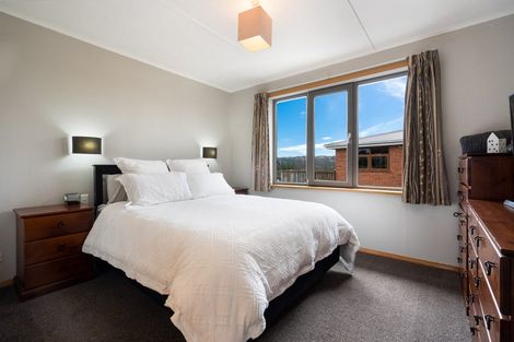 Photo of property in 50 Elwyn Crescent, Green Island, Dunedin, 9018