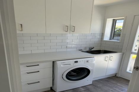 Photo of property in 2/12 Keoghs Lane, St Albans, Christchurch, 8014