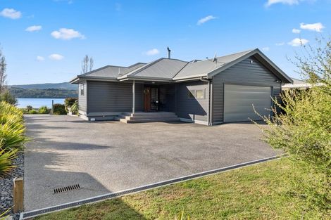 Photo of property in 9 Rangiuru Bay Road, Lake Tarawera, Rotorua, 3076