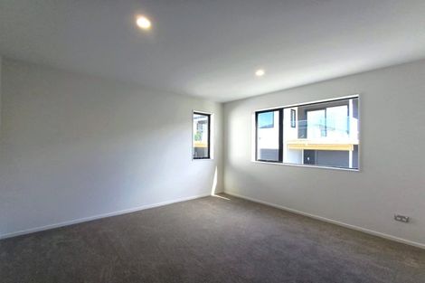 Photo of property in 345 East Coast Road, Mairangi Bay, Auckland, 0630