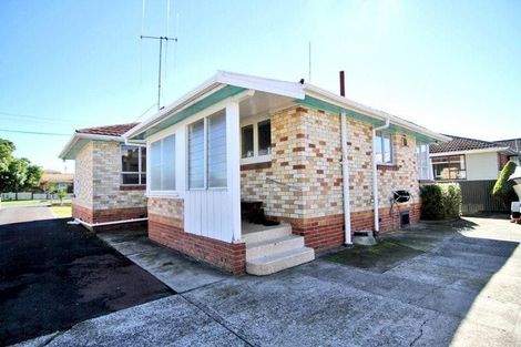 Photo of property in 48 Vardon Road, St Andrews, Hamilton, 3200