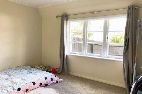 Photo of property in 227 Titirangi Road, Titirangi, Auckland, 0604