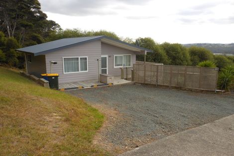 Photo of property in 12 Leveloff Road, Paremoremo, Auckland, 0632