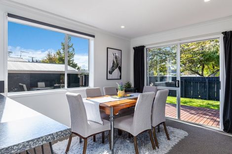 Photo of property in 2 Lynley Crescent, Blenheim, 7201