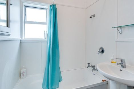 Photo of property in 22 Colenso Avenue, Hospital Hill, Napier, 4110