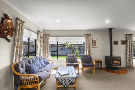 Photo of property in 11 Pelorus Place, Redwoodtown, Blenheim, 7201