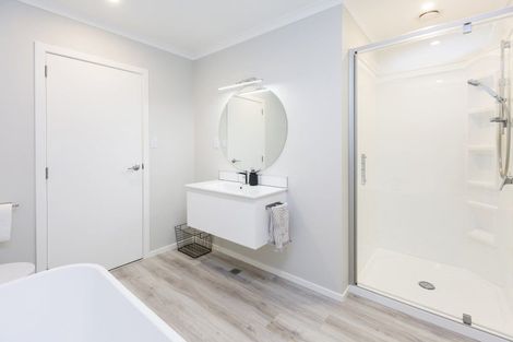 Photo of property in 80 Mawai Hakona Drive, Wallaceville, Upper Hutt, 5018