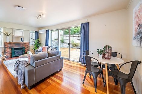 Photo of property in 10 James Grove, Stokes Valley, Lower Hutt, 5019