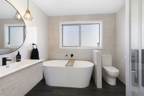 Photo of property in 64 Endeavour Drive, Whitby, Porirua, 5024