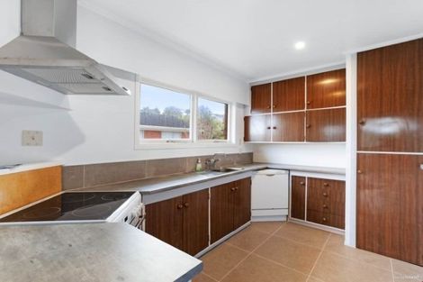 Photo of property in 16 Chequers Avenue, Glenfield, Auckland, 0629