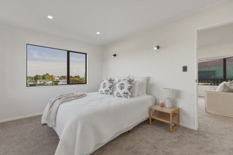 Photo of property in 14 Pelorus Street, Welcome Bay, Tauranga, 3112