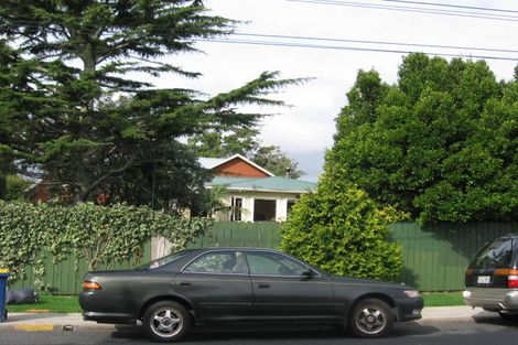 Photo of property in 1/82 Rosier Road, Glen Eden, Auckland, 0602