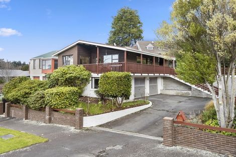 Photo of property in 73 Glenross Street, Glenross, Dunedin, 9011