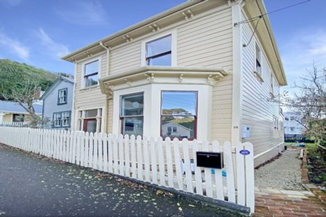 Photo of property in 16 Saint Mary Street, Thorndon, Wellington, 6011