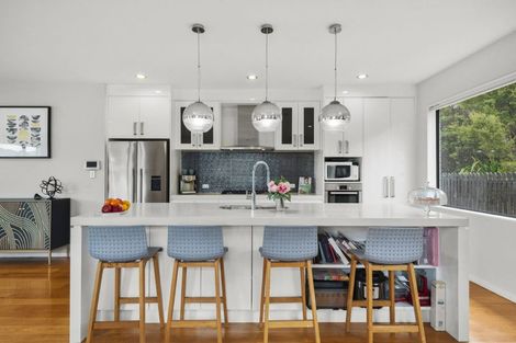 Photo of property in 21 Golden Morning Drive, Albany Heights, Auckland, 0632