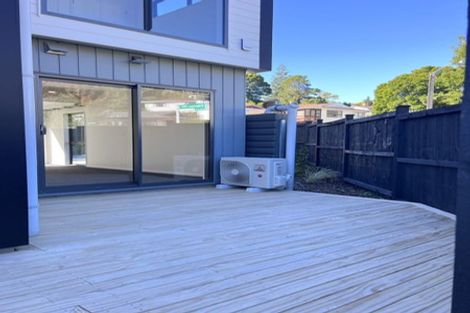 Photo of property in 2a Garner Place, Glenfield, Auckland, 0629