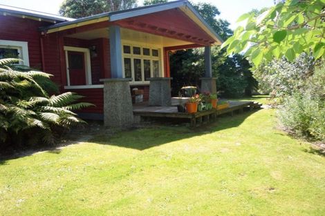 Photo of property in 84 Romilly Street, Westport, 7825