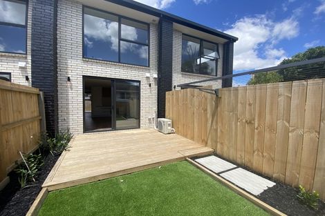 Photo of property in 7/60 Yeovil Road, Te Atatu Peninsula, Auckland, 0610