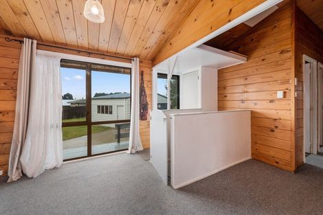 Photo of property in 39 Waianiwa Place, Tokoroa, 3420