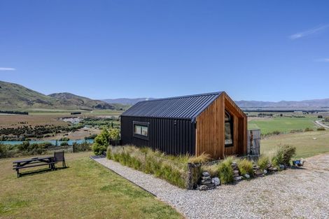 Photo of property in Luggate - Cromwell Road, Queensberry, Cromwell, 9383