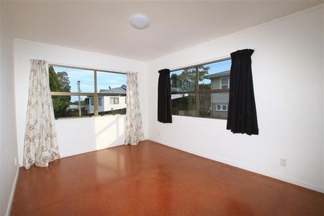 Photo of property in 2/58 Park Road, Glenfield, Auckland, 0629