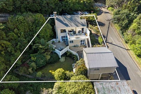 Photo of property in 11 Russo Terrace, Eastbourne, Lower Hutt, 5013