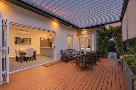 Photo of property in 20 Freedom Drive, Kelvin Grove, Palmerston North, 4414