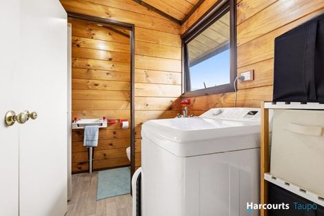 Photo of property in 6 Newberry Place, Richmond Heights, Taupo, 3330