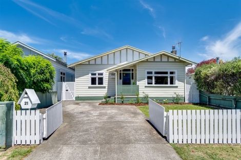 Photo of property in 21 Carnell Street, Napier South, Napier, 4110