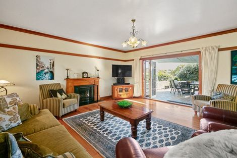 Photo of property in 124 Pendarves Street, New Plymouth, 4312