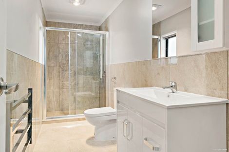 Photo of property in 15a Seaward Place, Wattle Downs, Auckland, 2103