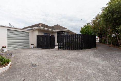 Photo of property in 84 Gilberthorpes Road, Hei Hei, Christchurch, 8042