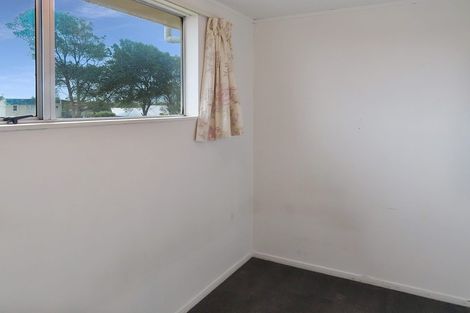 Photo of property in 2/15 Douglas Street, Waiwhetu, Lower Hutt, 5010