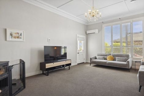 Photo of property in 84 Tomahawk Road, Andersons Bay, Dunedin, 9013