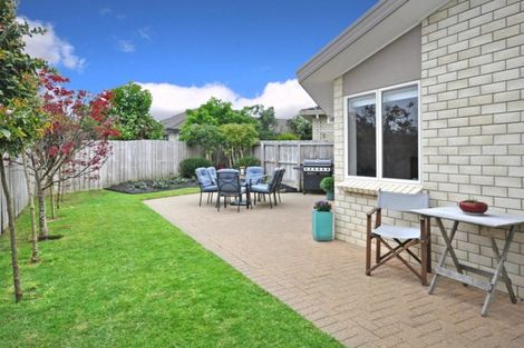 Photo of property in 2/6 Daria Place, Northpark, Auckland, 2013