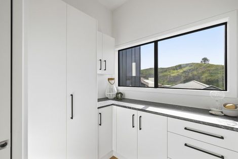 Photo of property in 10 Bob Carter Place, Welcome Bay, Tauranga, 3175